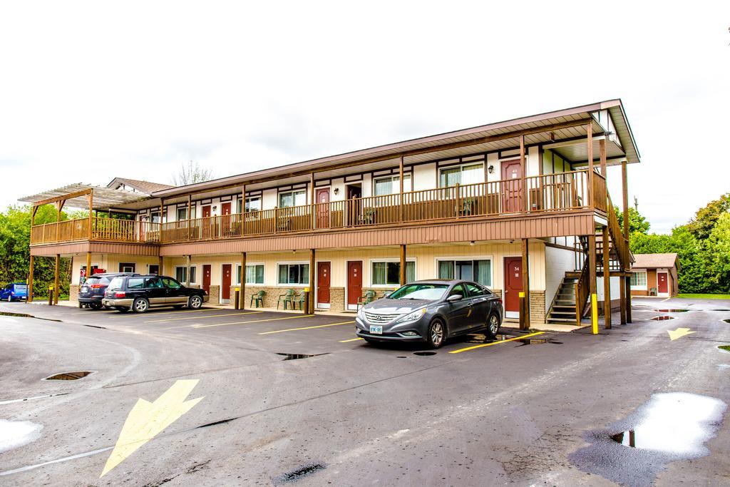 Cedar Lodge Motel Goderich Exterior foto